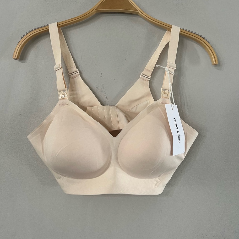 NEW MOMCOZY BREASTFEEDING WIRELESS BRA SIZE: L